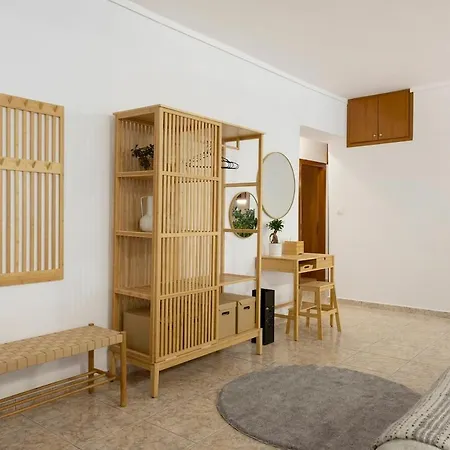 Апартамент Sunshine Grand Apartment-metro Station *