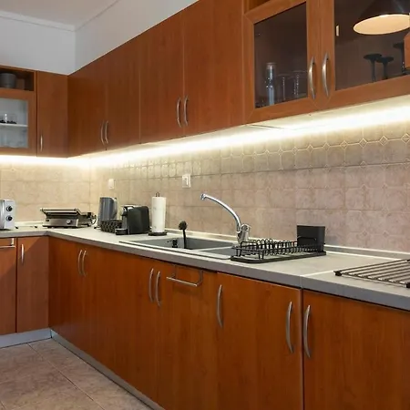 Sunshine Grand Apartment-metro Station * Солун