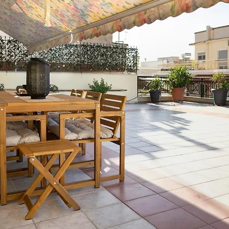 Апартамент Sunshine Grand Apartment-metro Station Солун