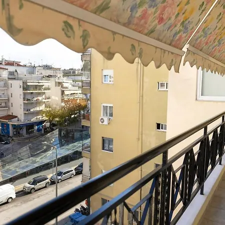 Sunshine Grand Apartment-metro Station
